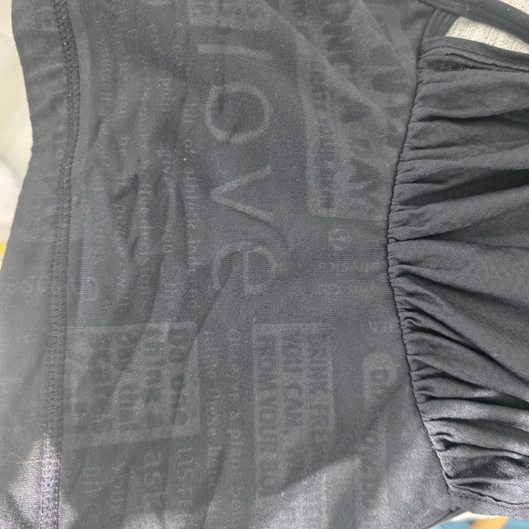 LULULEMON No Limits Tank Top Black Loose Fit W Build In Bra Size 8 - Picture 7 of 7